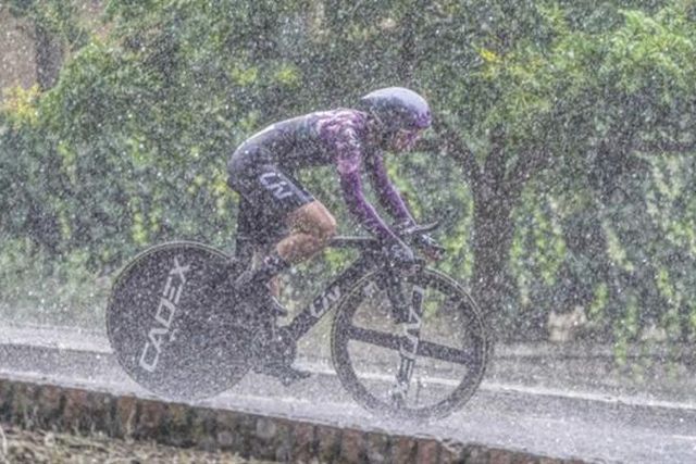 Cancelada 1.ª etapa do Giro feminino