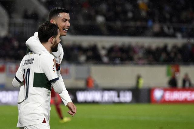 Juntar Bernardo Silva a Ronaldo nas mil e uma noites das arábias!