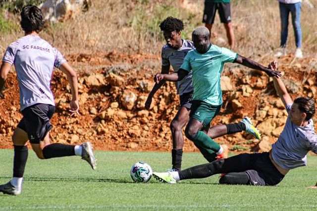 Vitória no primeiro jogo de preparação