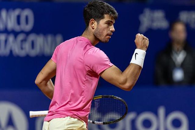 Carlos Alcaraz de volta e com lugar na final em Buenos Aires