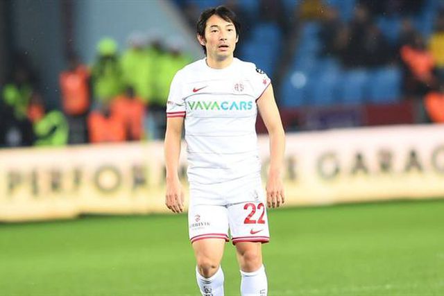 Ex-Portimonense e FC Porto rescinde com o Antalyaspor e é jogador livre