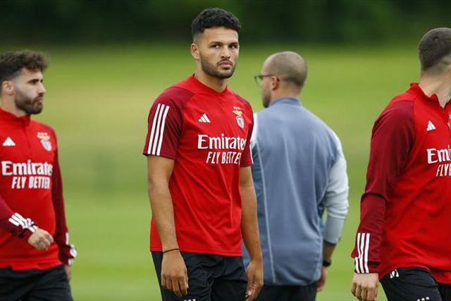 Boa notícia no primeiro treino em Inglaterra!