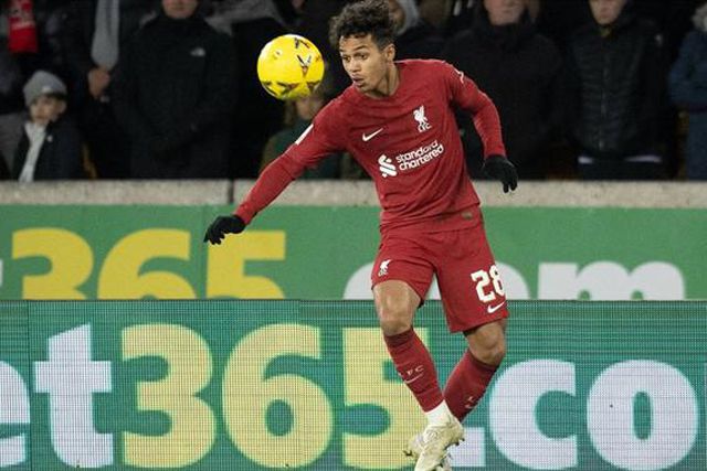 Cedido pelo Liverpool: Fábio Carvalho a chegar