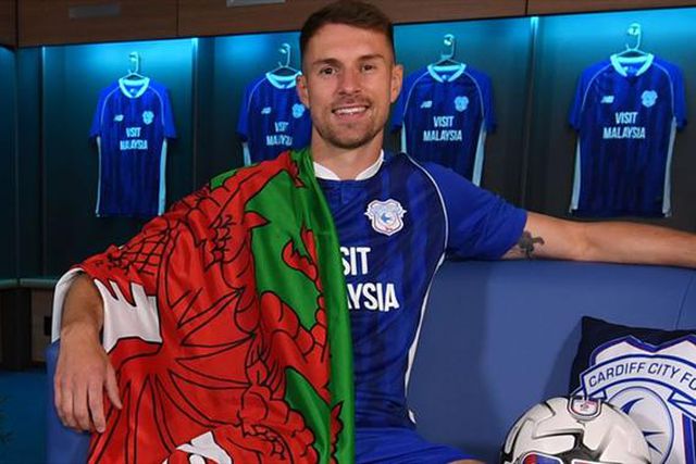 Oficial: Ramsey volta a casa... e leva o filho (vídeo)