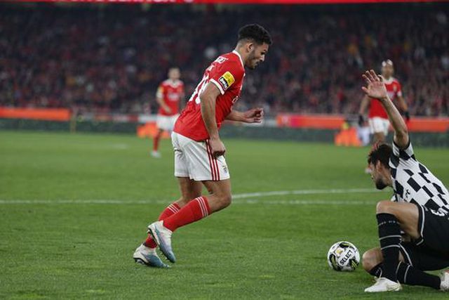 Gonçalo Ramos é líder isolado de A BOLA de Prata