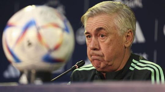 Ancelotti fala de arbitragens, do futuro e avisa: «Não estou aqui para fazer amigos»