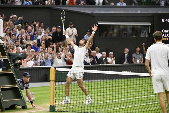 Duas gerações na arena de Wimbledon