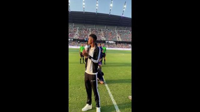 Despedida emocionada de Wynder rumo à Luz