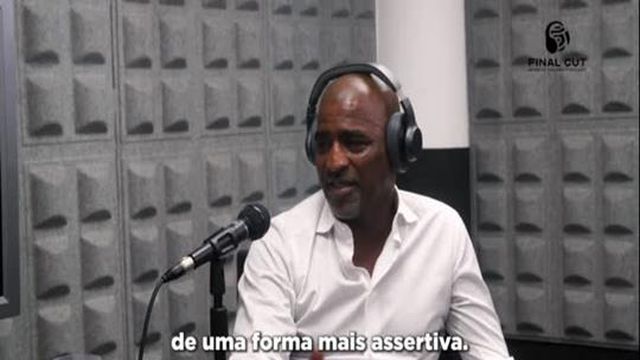 «Achas que é normal não haver um treinador negro na Primeira Liga?»