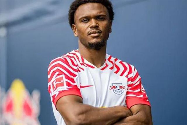 Transferência recorde com o ‘avançado sensação’ da Ligue 1