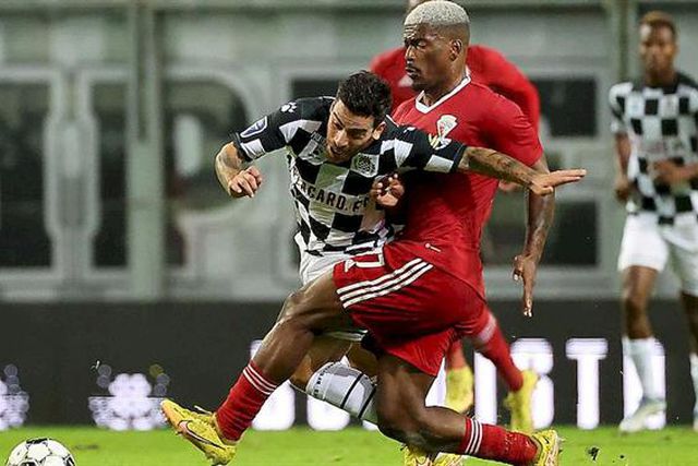 Reforço para o ataque emprestado pelo Vilafranquense