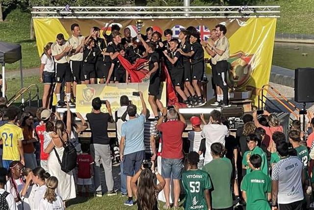 Benfica em destaque na Golden Cup Oeiras