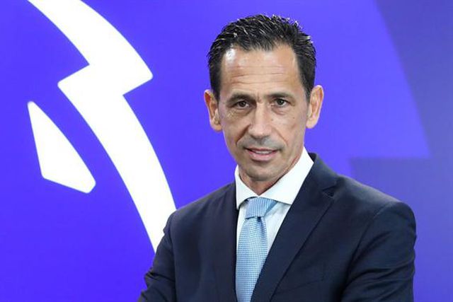 O futebol não pára