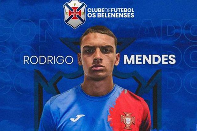 Defesa de 18 anos sai para Itália