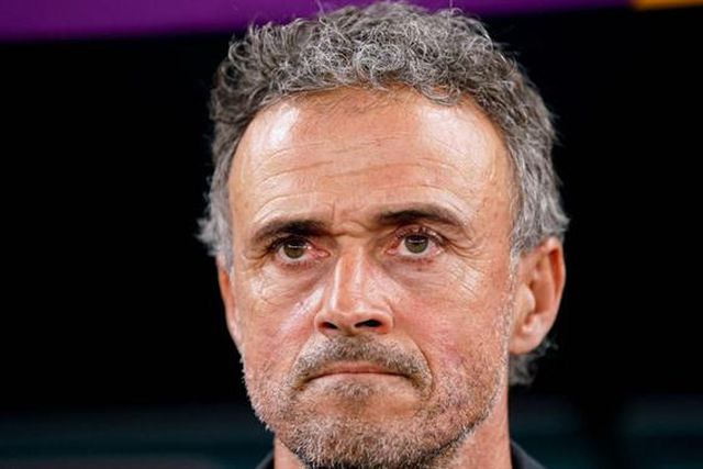 Esperado quarta-feira em Paris para assinar por duas épocas