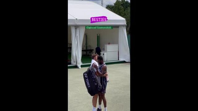 Tiafoe treina em Wimbledon qual Luca Doncic dos Mavericks