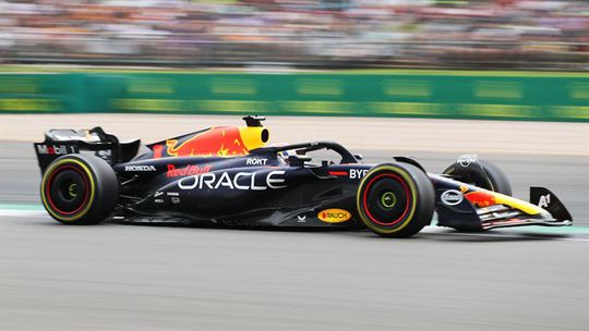 GP da Grã-Bretanha: Verstappen na 'pole position'