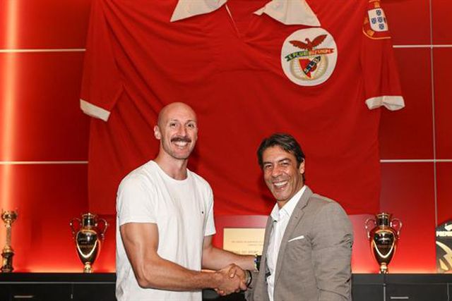 Capitão para lá dos 40: Benfica renova com Hugo Gaspar