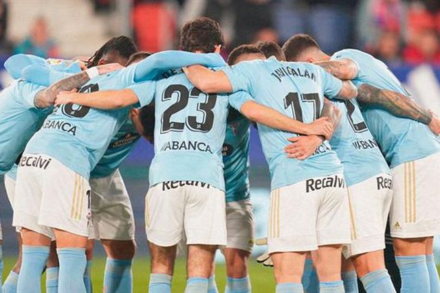 Celta de Vigo, de Carvalhal, empata em Pamplona