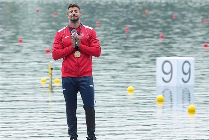 Messias Baptista: «Não é exagerado pensar em medalhas no Mundial» (vídeo)