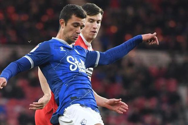 Henrique Araújo e João Ferreira ficam sem treinador (mas já há substituto)