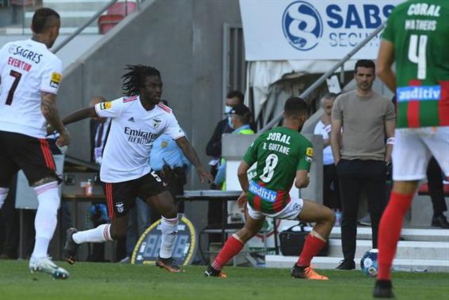 Anuncia a saída ao fim de nove anos: «Se Deus quiser hei-de voltar»