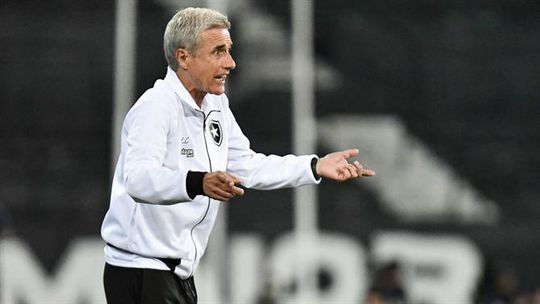 Oficial: Botafogo anuncia saída de Luís Castro