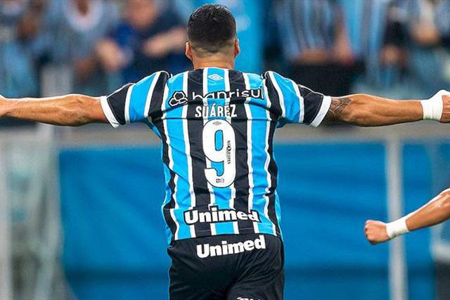 Luis Suárez pode precisar de prótese