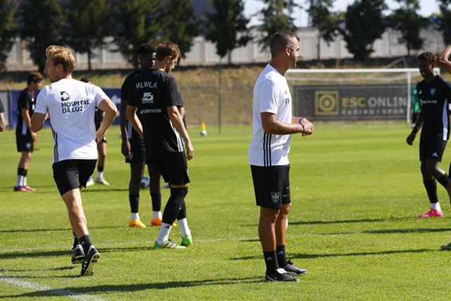Gansos 'descartam' Rafael Camacho: «É dos mais bem pagos do Sporting»