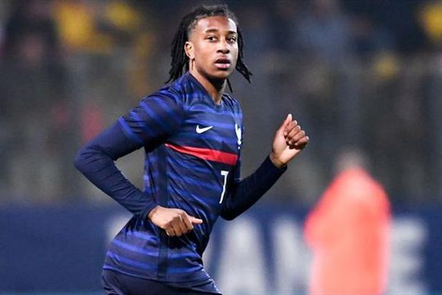 Olise coloca França nos ‘quartos’ e Itália vence Suíça (vídeo)