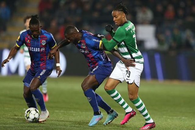 Chermiti desperdiça penálti após Pedro Gonçalves abdicar de possível ‘hat trick’ (vídeo)