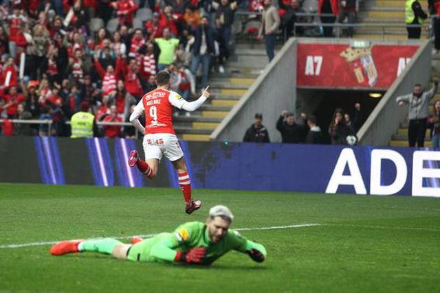 SC Braga bate Arouca e coloca pressão no Sporting (veja o resumo)