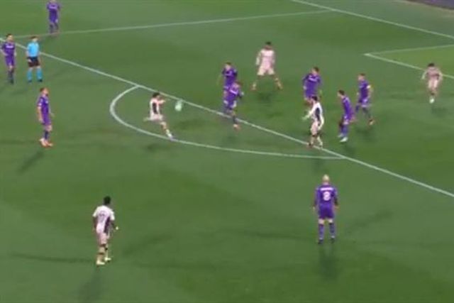 Castro coloca SC Braga a vencer em Florença (vídeo)