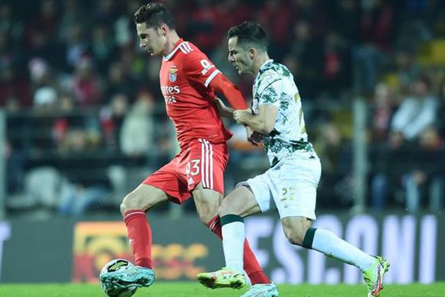 Fim da época para Draxler