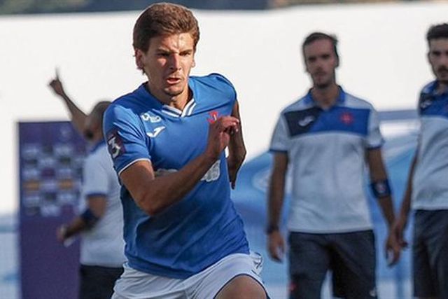 Oficial: Pedro Carvalho renova contrato