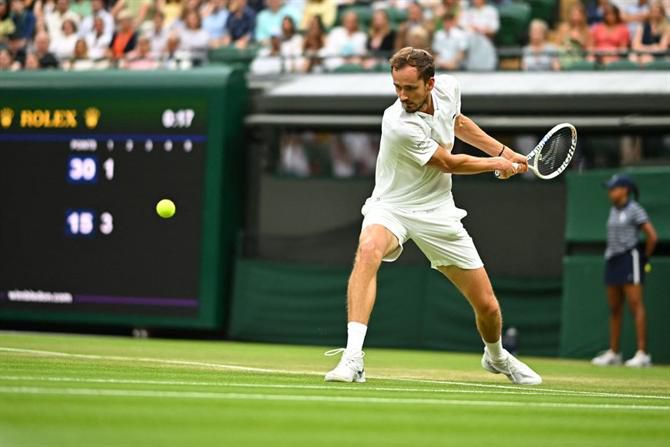 Medvedev já está nos 'quartos' em Wimbledon
