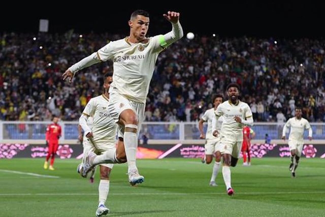 Polémica com nomeação de árbitro espanhol para jogo de Ronaldo