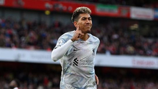 Alemães avançam que Firmino informou Klopp que vai sair a custo zero