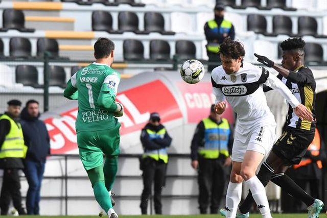 Oficial: Vágner por mais uma época