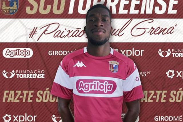 Ainda está na Gold Cup, mas em 'trânsito' para Torres Vedras