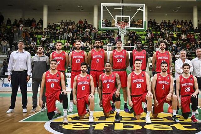 Euro-2025: Portugal perde mas apura-se para a fase final de qualificação