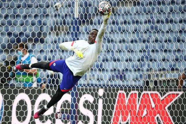 «É uma vergonha Edouard Mendy não estar na corrida pela Bola de Ouro»