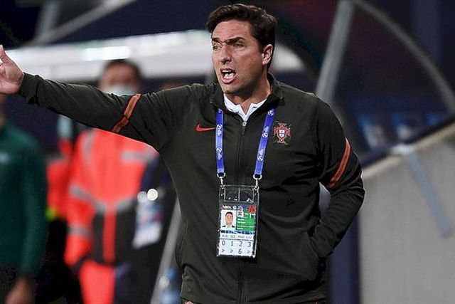 Os onzes oficiais do Inglaterra-Portugal