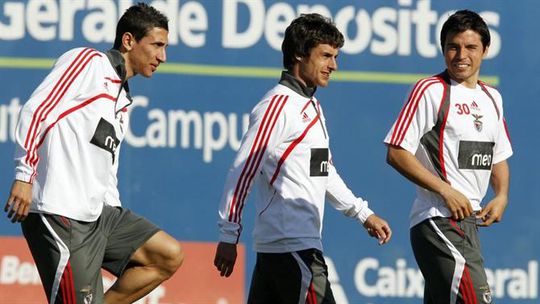 Di María na Luz mas antes... vai matar saudades de Aimar e Saviola