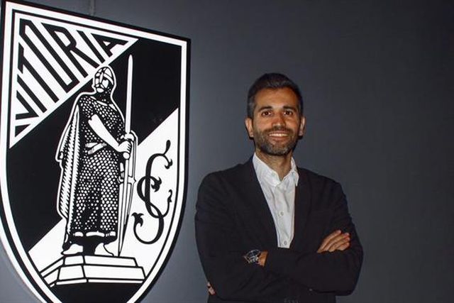 Gilberto Freitas assume direção técnica da formação vitoriana