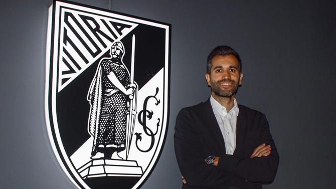 Gilberto Freitas assume direção técnica da formação vitoriana