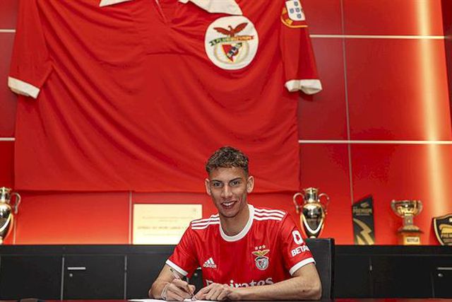 Renovação com mais uma jovem promessa