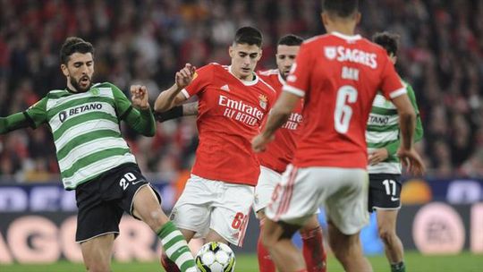 «Dúvidas no penálti, só o treinador do Benfica»