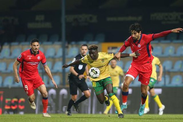 Surto de gripe obriga ao cancelamento do amigável com o Celta