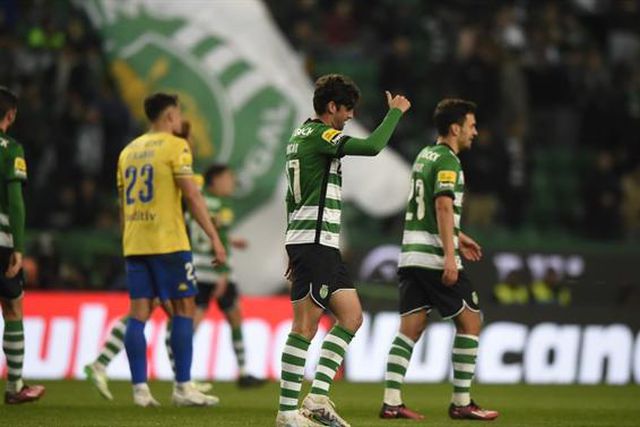 Trincão ou Messi? Que golaço em Alvalade! (vídeo)